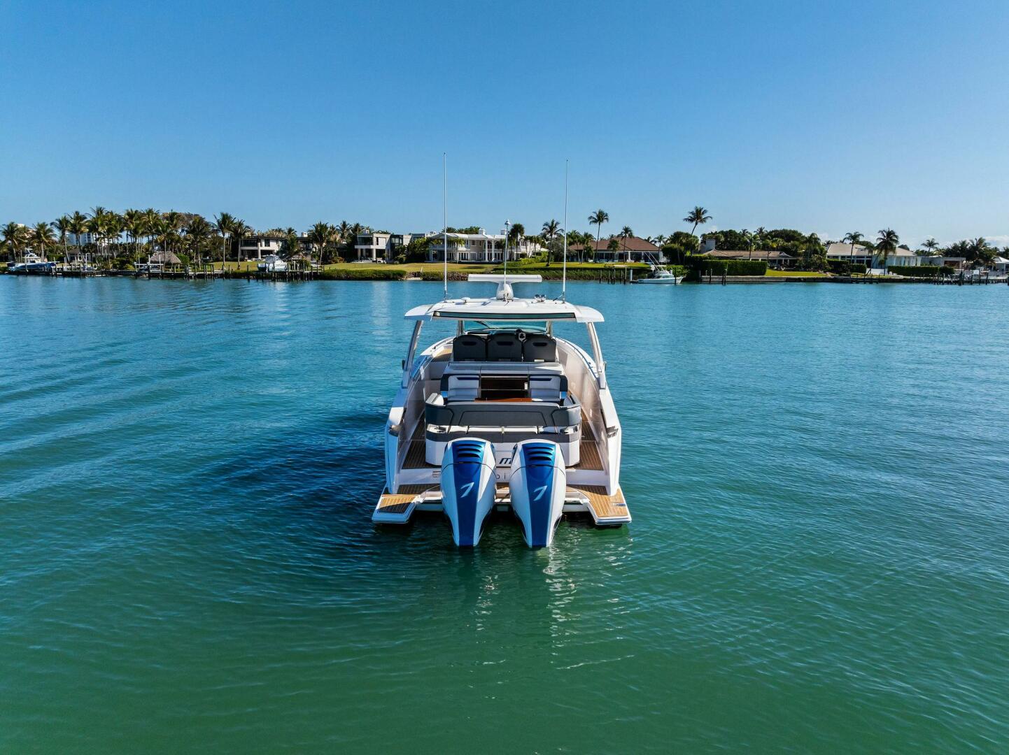 2019 Tiara Yachts 38 LS "MISS MARIE" - photo 3