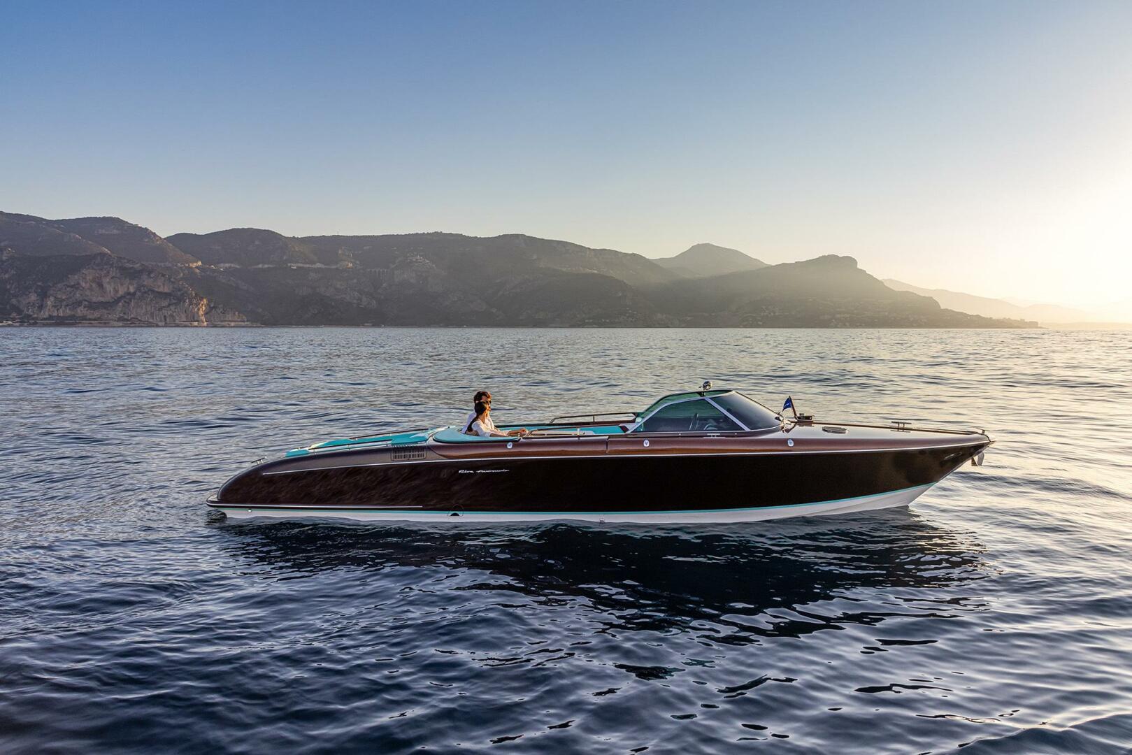 2023 Riva Anniversario "BACIO" - photo 1