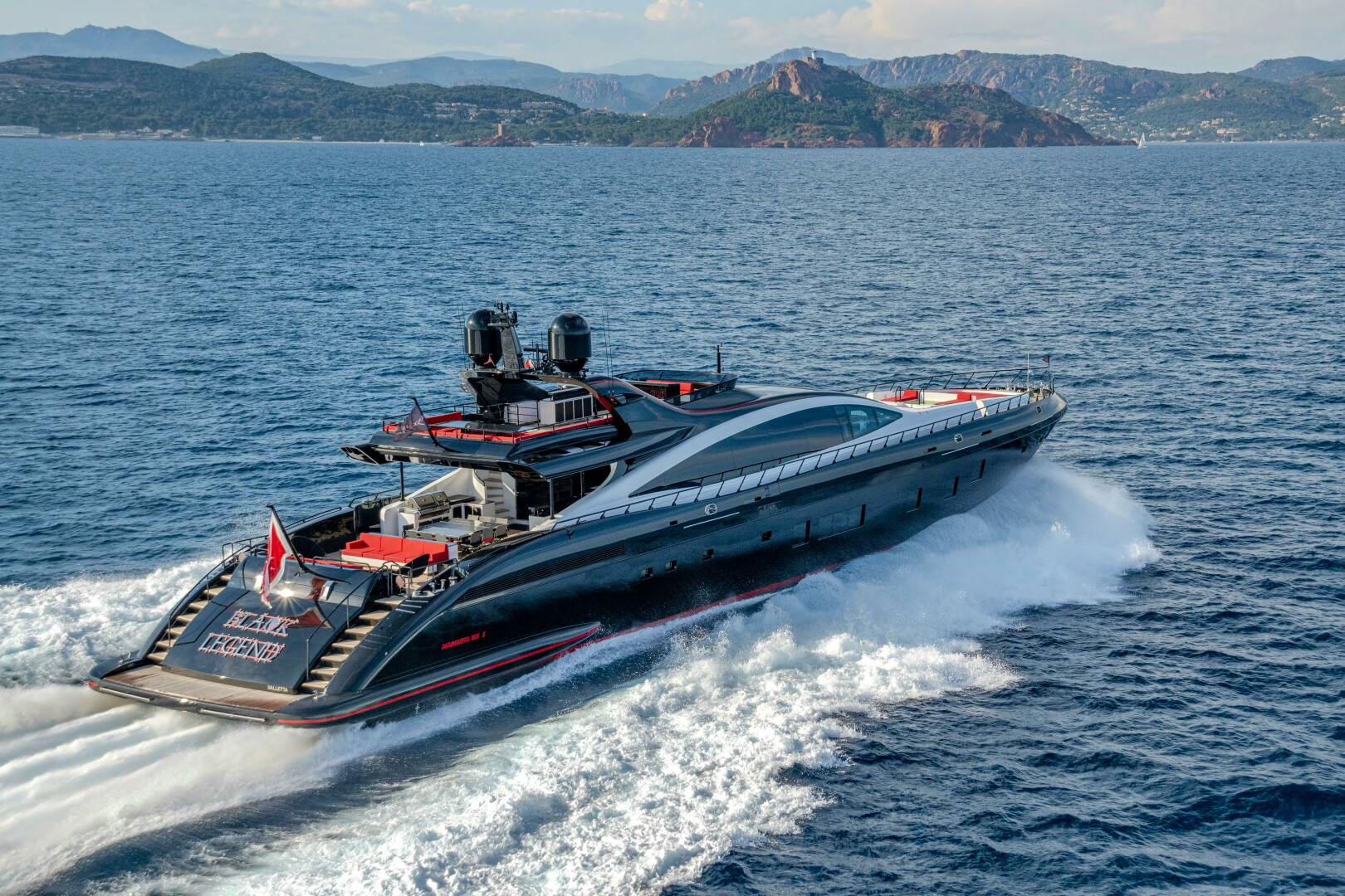 2017 Overmarine Mangusta 165 E "BLACK LEGEND" - photo 2