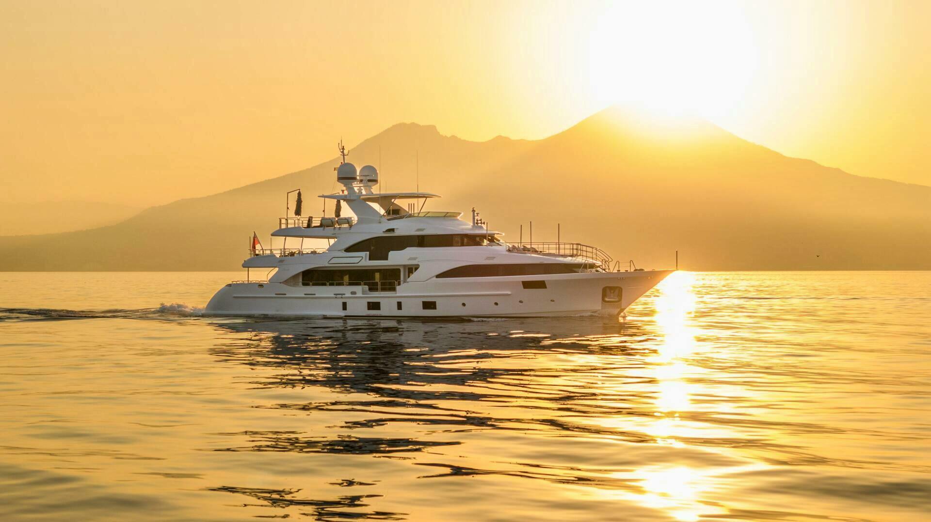 2015 Benetti Benetti Classic 121 "SAFAD" - photo 2