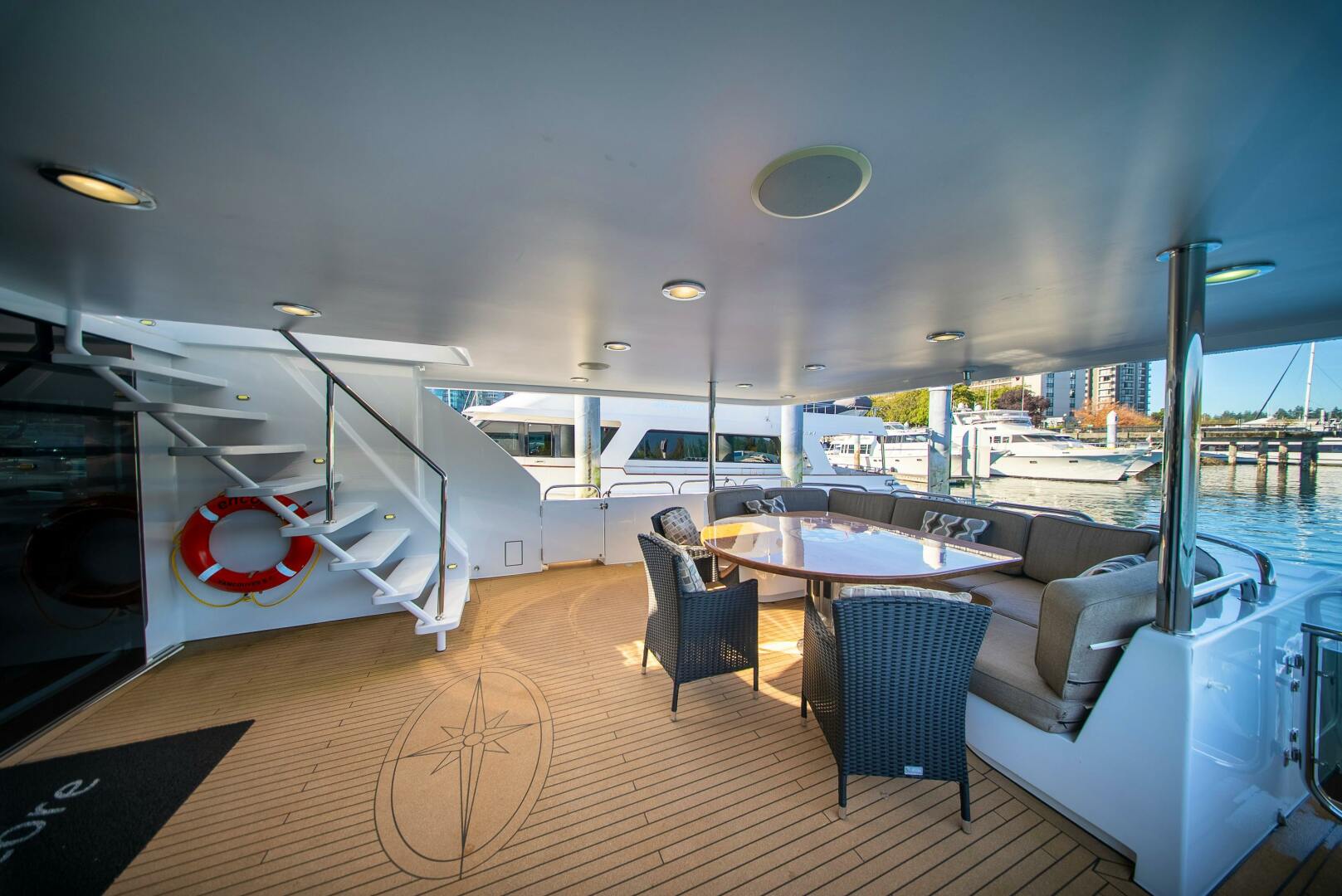 1992 Crescent Custom Yachts Custom "ENCORE" - photo 3