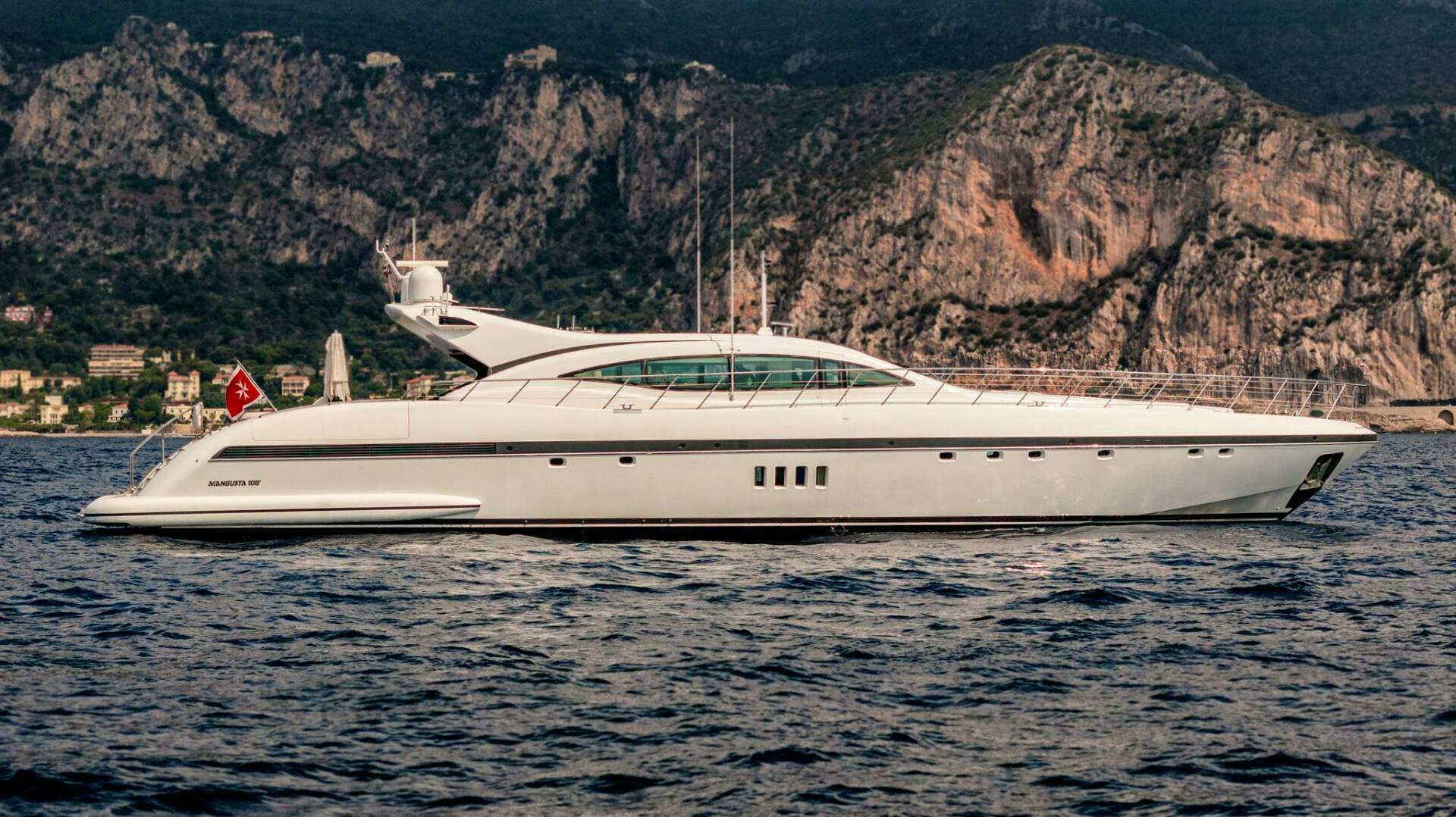 2013 Overmarine Mangusta 108 "1K" - photo 1