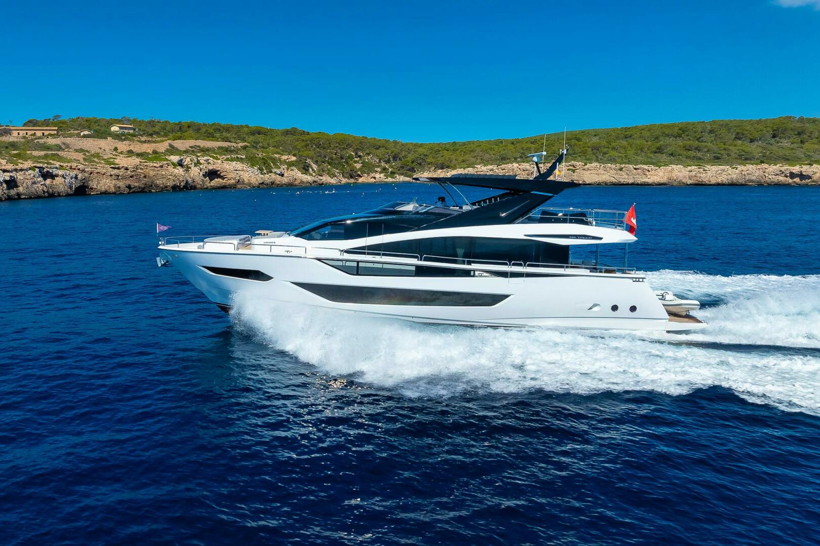 2022 Sunseeker "CELESTE NOREEN" - photo 1