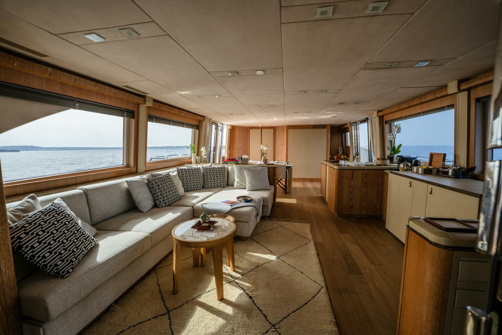 2013 Monte Carlo Yachts "VENUS" - photo 2