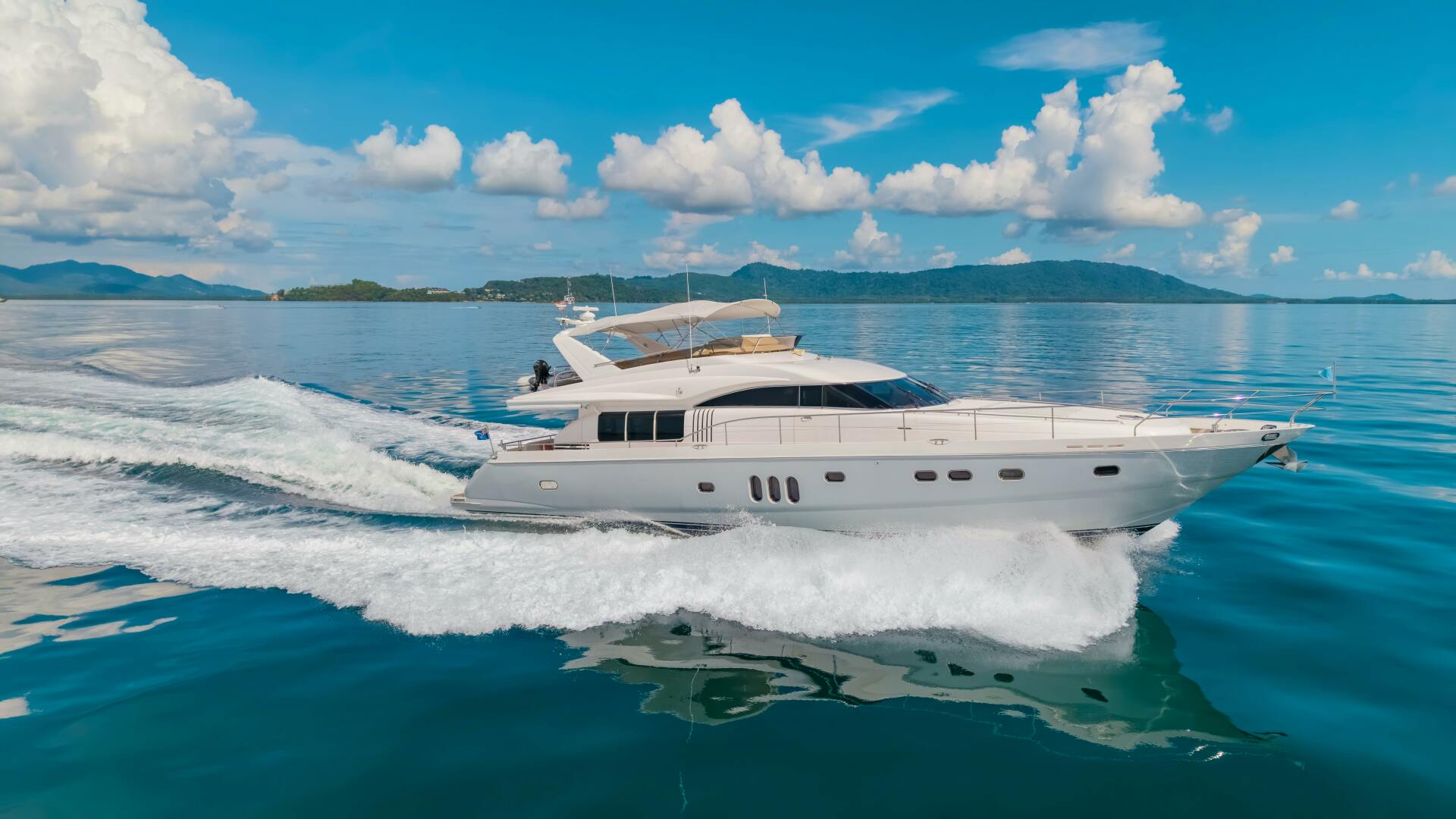 2006 Princess Yachts "BLUE ROSE" - photo 3