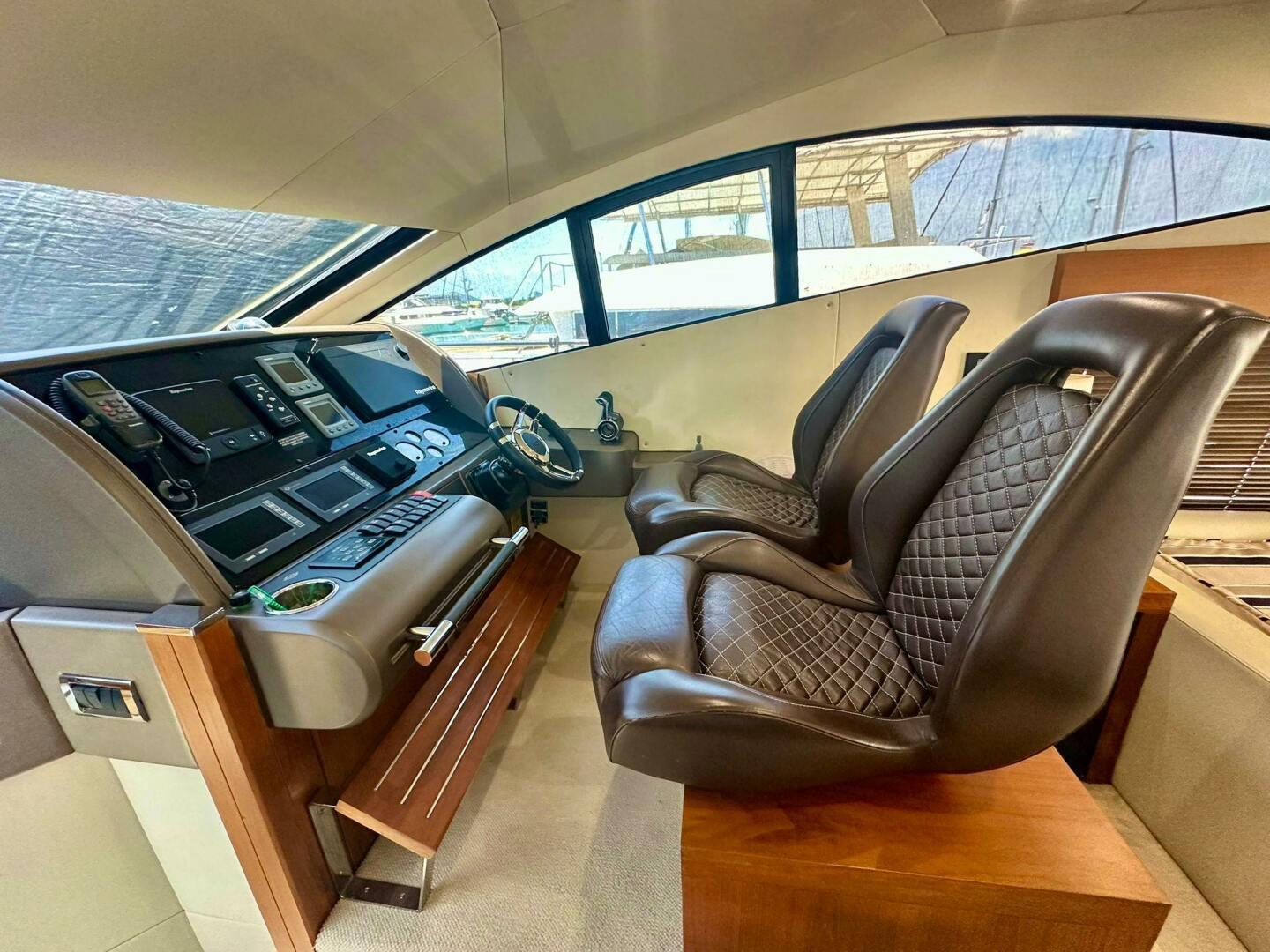2013 Sunseeker Sunseeker Manhattan 53 "QUICKSILVER I" - photo 2