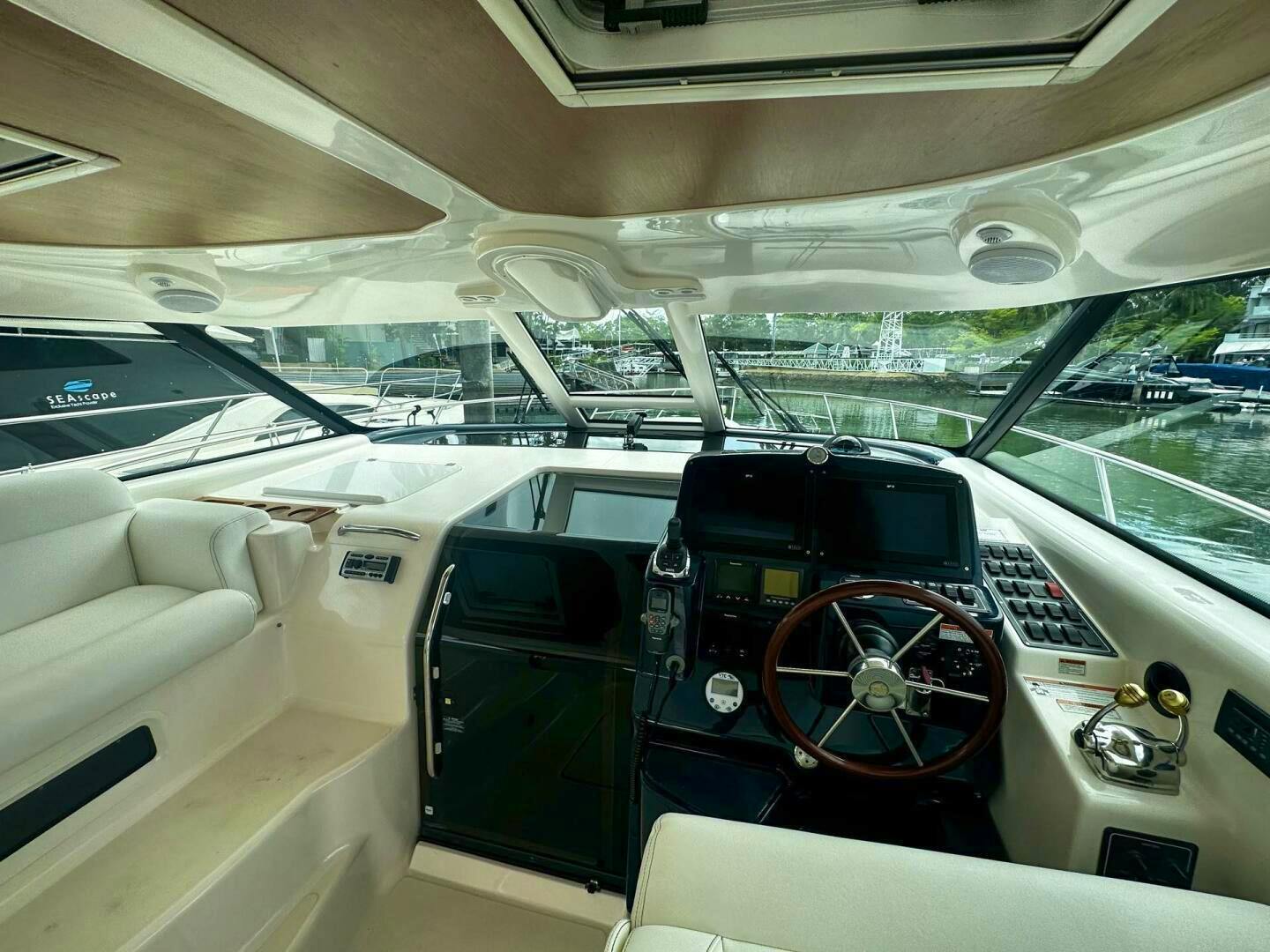 2008 Tiara Yachts "CRYSTAL" - photo 2