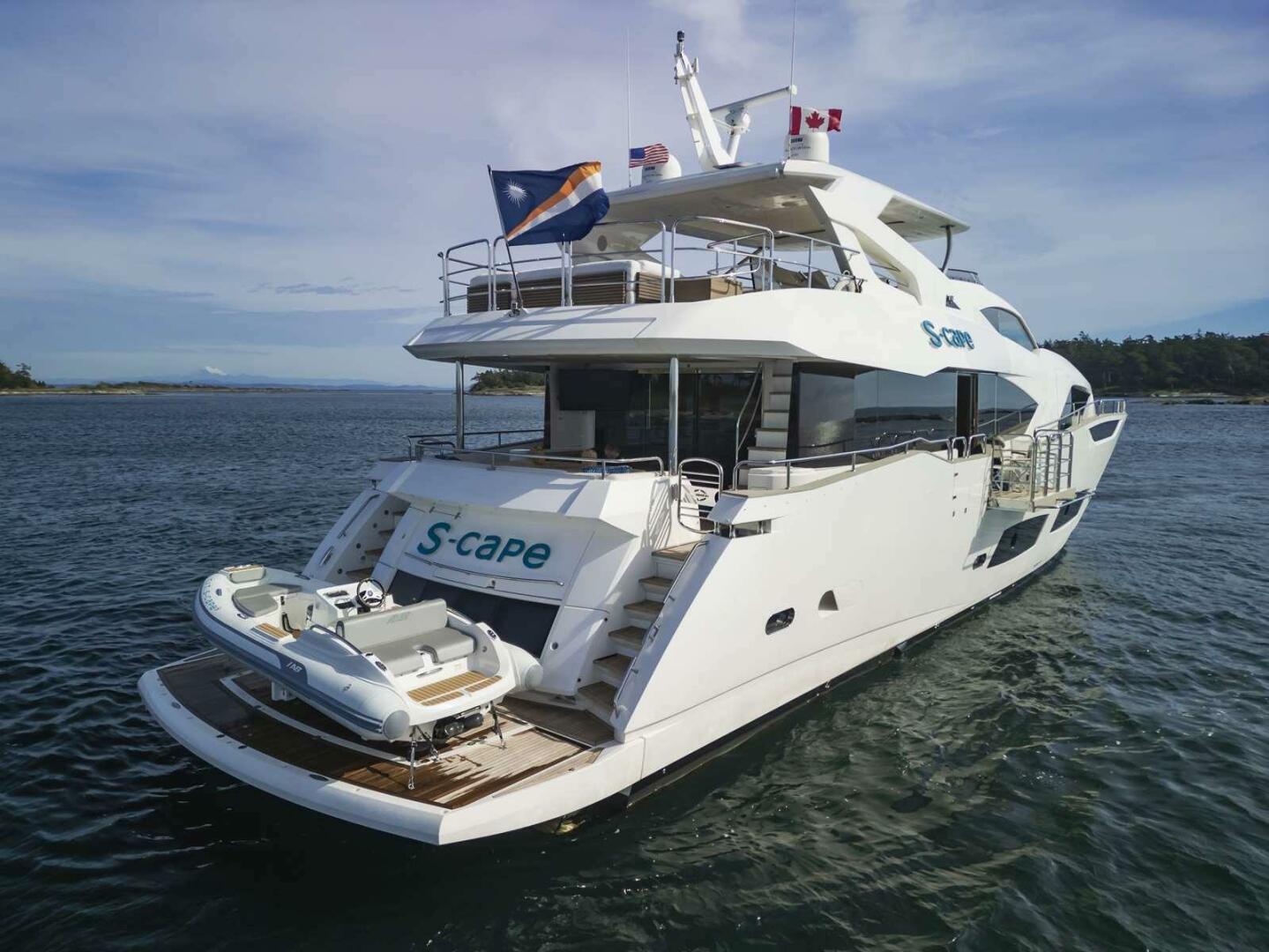 2017 Sunseeker 95 Yacht "S-Cape" - photo 1