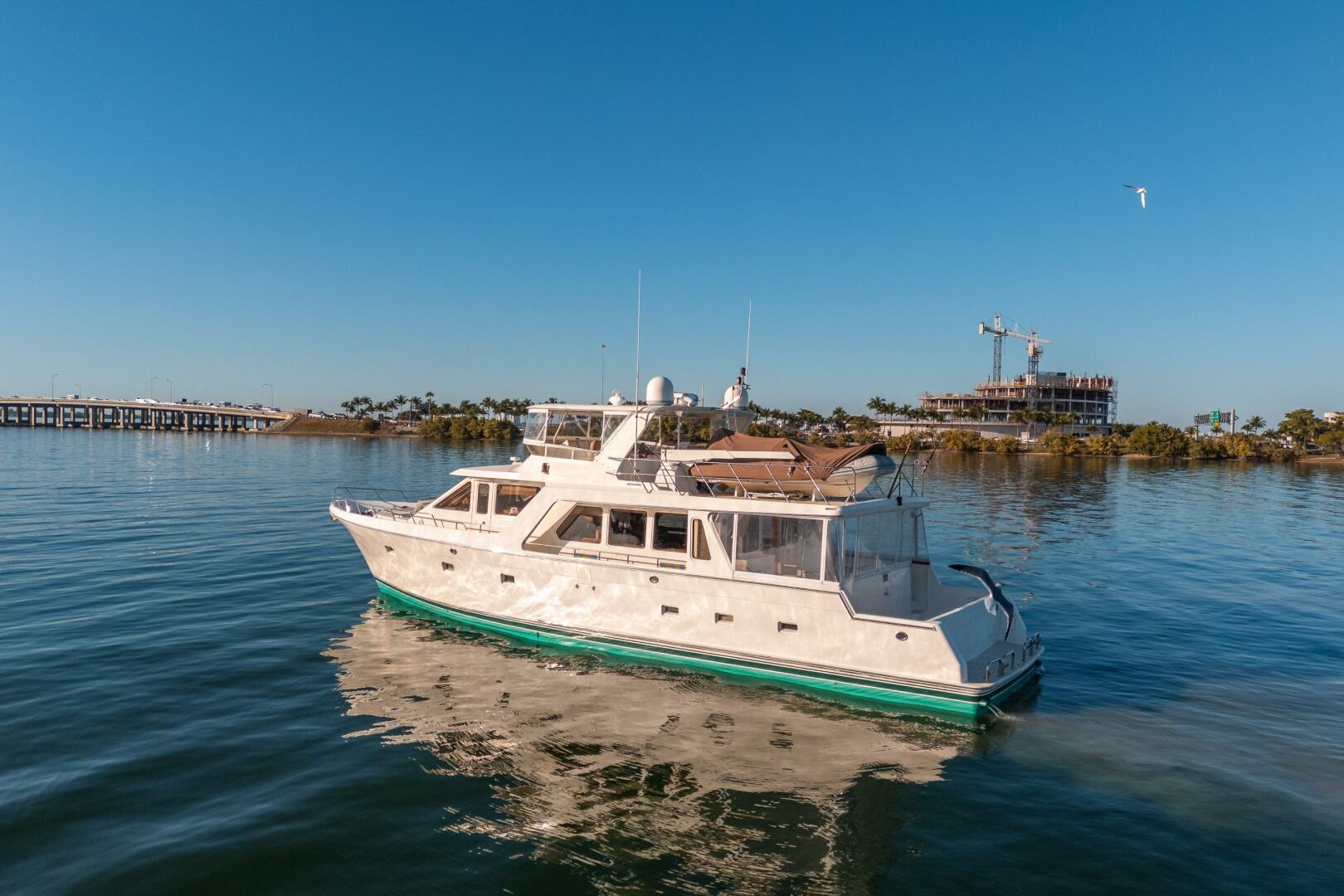 2006 Offshore Yachts 72 Pilothouse "IZMO" - photo 2