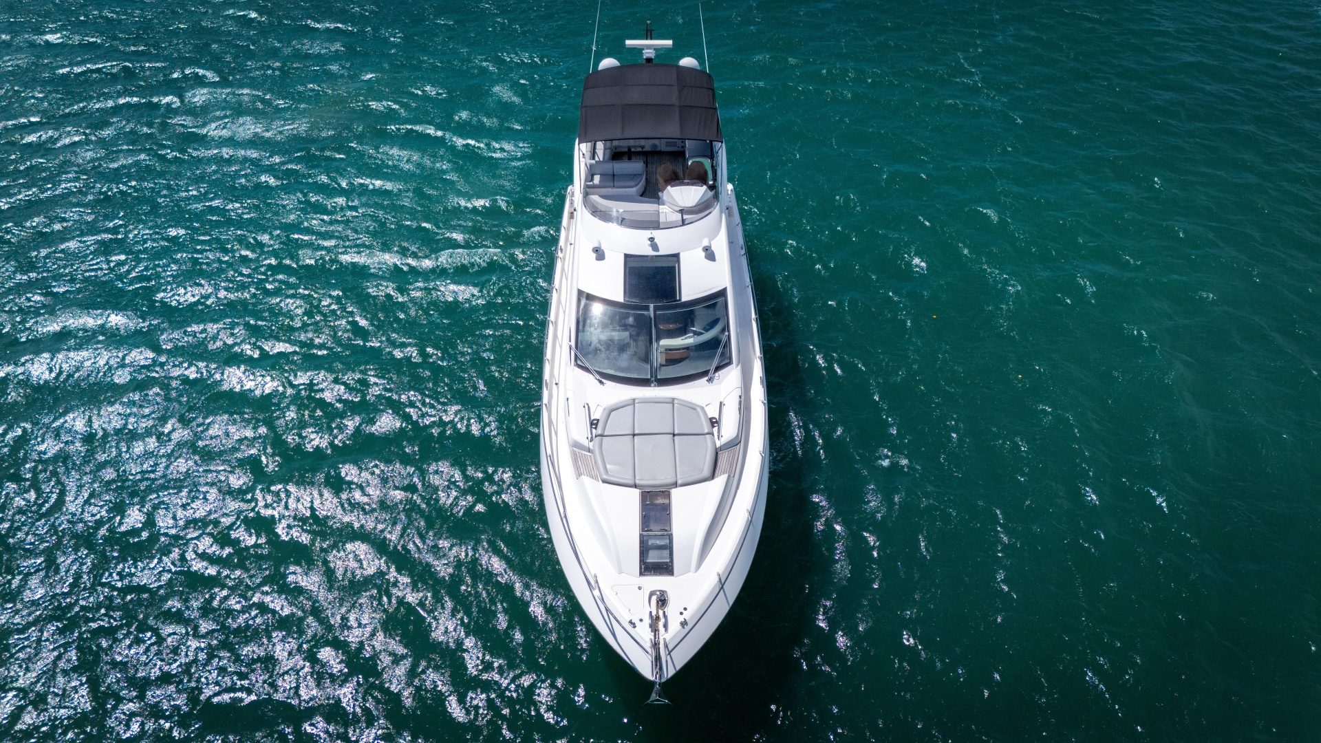 2014 Sunseeker 68' Sport Yacht "GEM" - photo 3