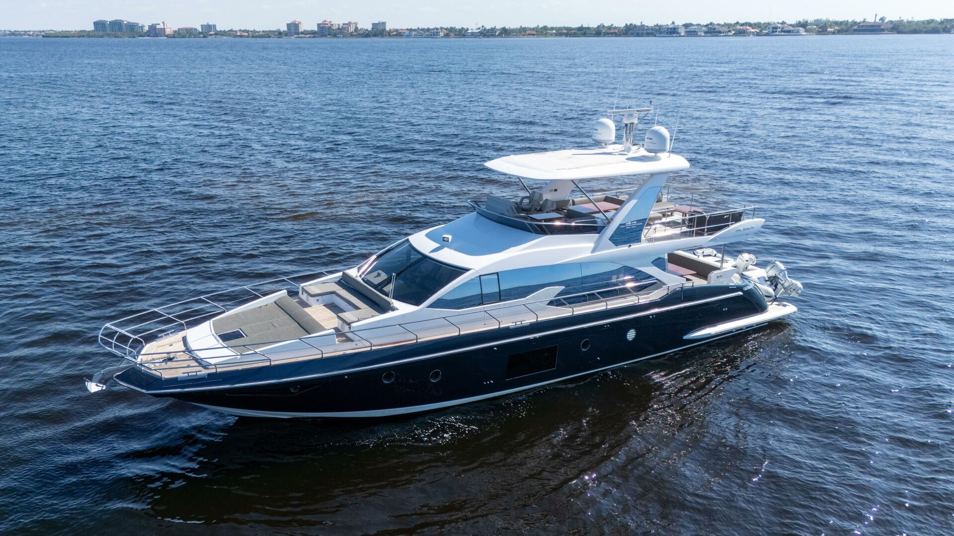 2017 Azimut 66 Flybridge "Amici" - photo 1