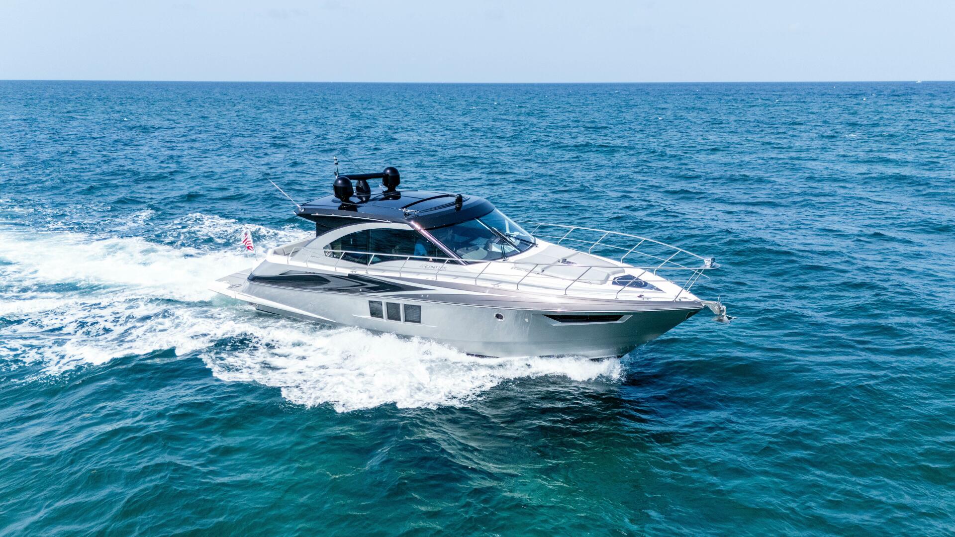 2014 Cruisers Yachts 45 Cantius "Alexandria 3X" - photo 1