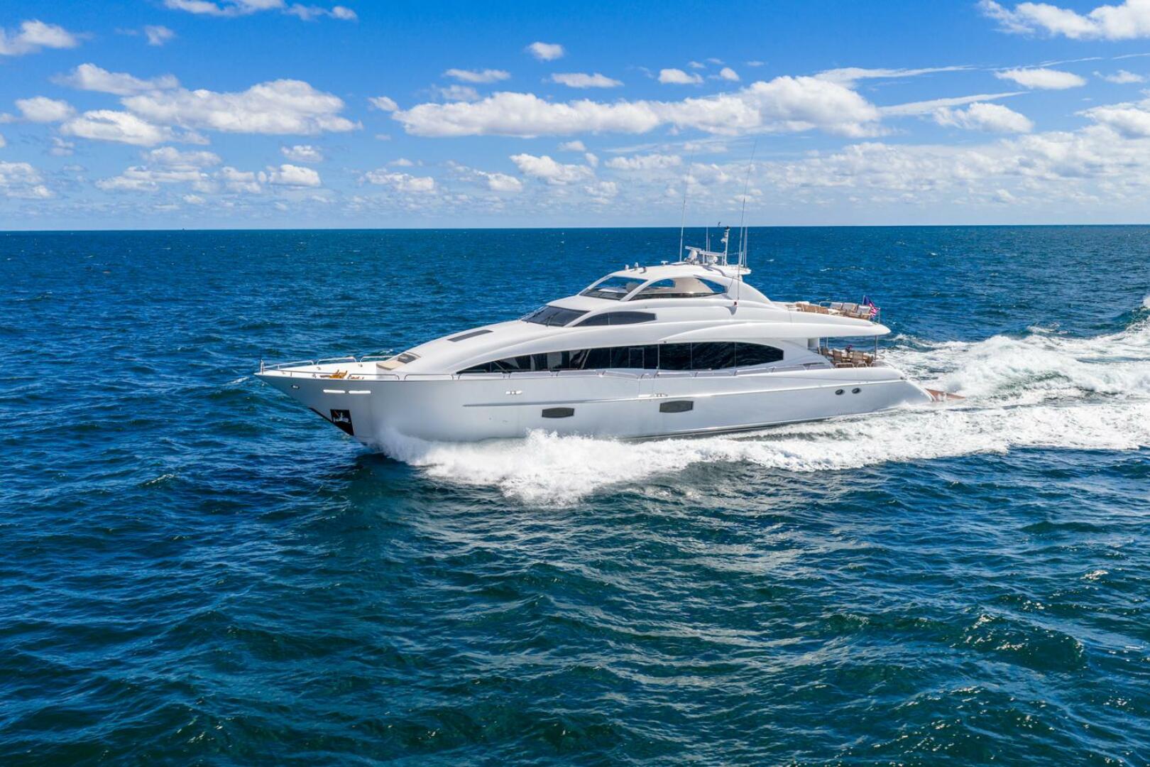 2008 Lazzara Yachts 116 "Serenity" - photo 1
