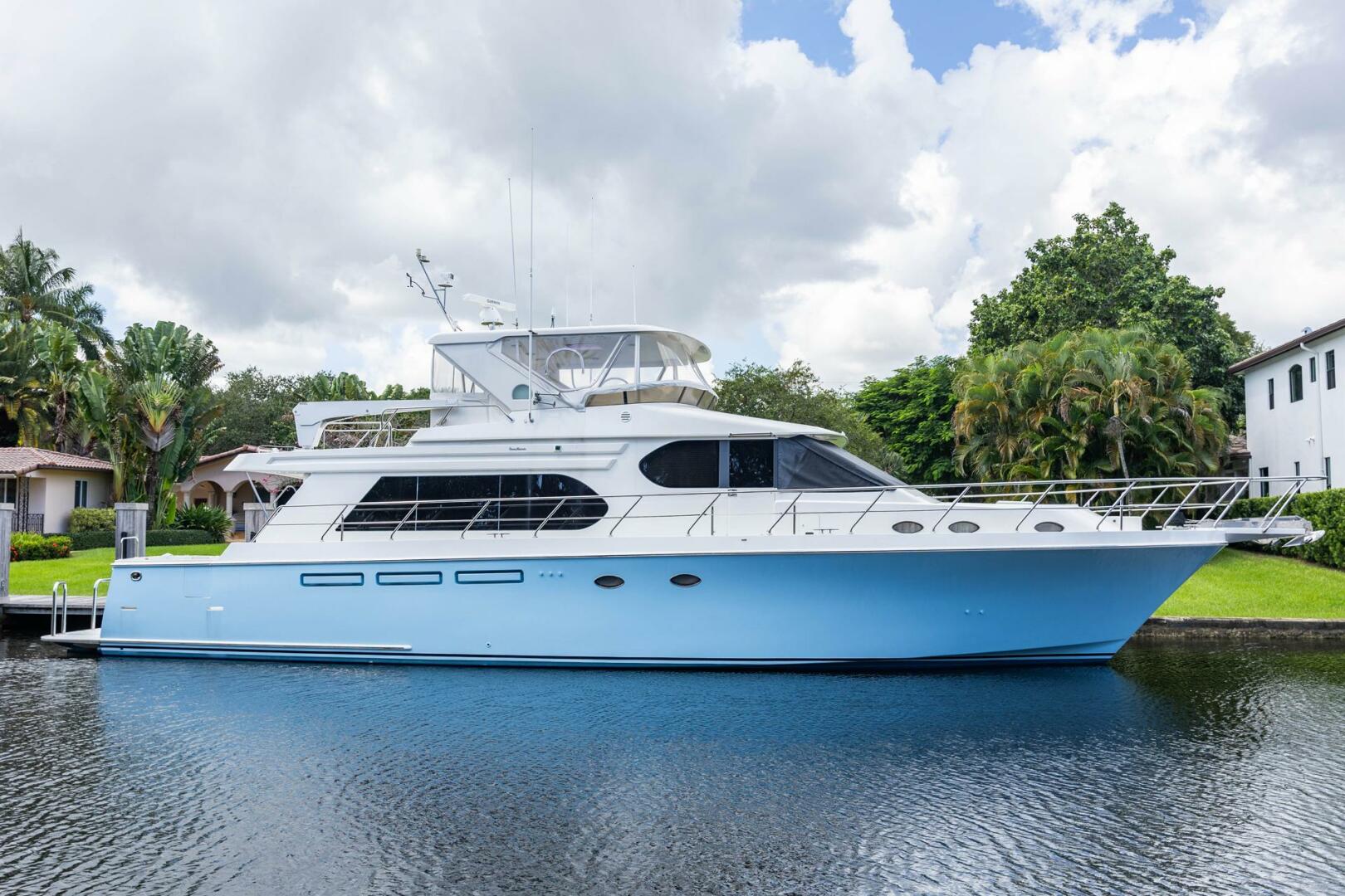 2005 Ocean Alexander Raised Pilothouse Flybridge Sedan "Bluewater" - photo 2
