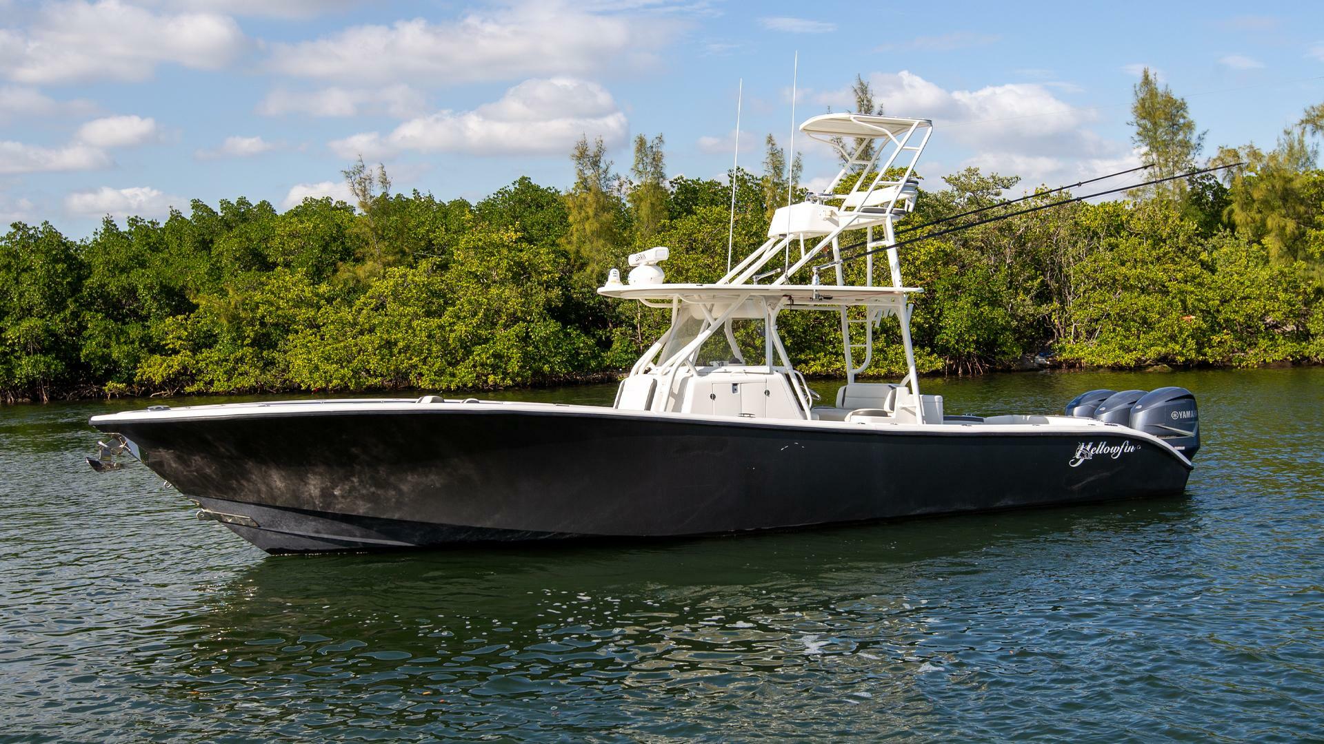 2015 Yellowfin 39 Offshore "EVIL TEQUILA" - photo 2