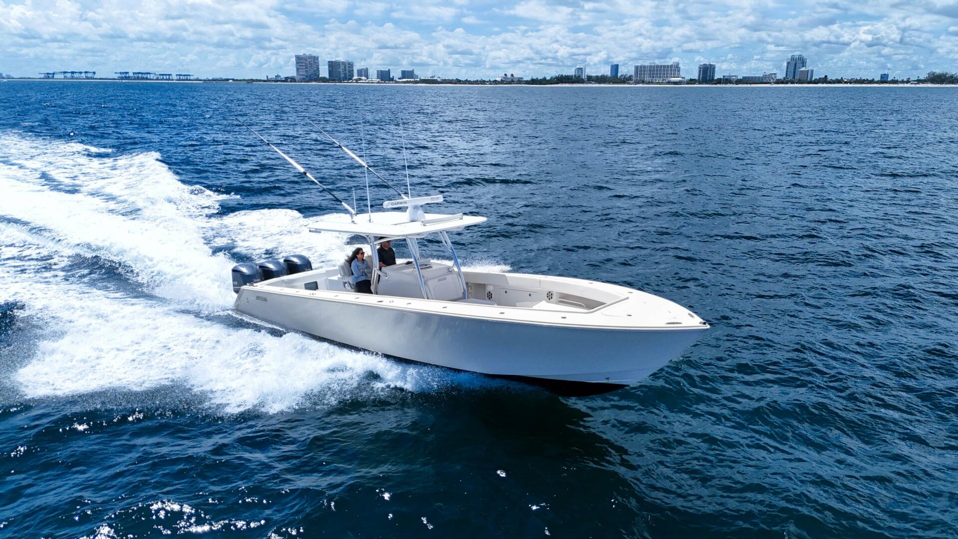 2018 Jupiter 38 FS "Bandit" - photo 1