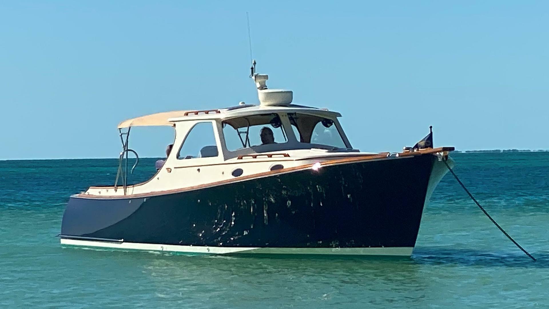 1998 Hinckley 36 Classic "Courage" - photo 1