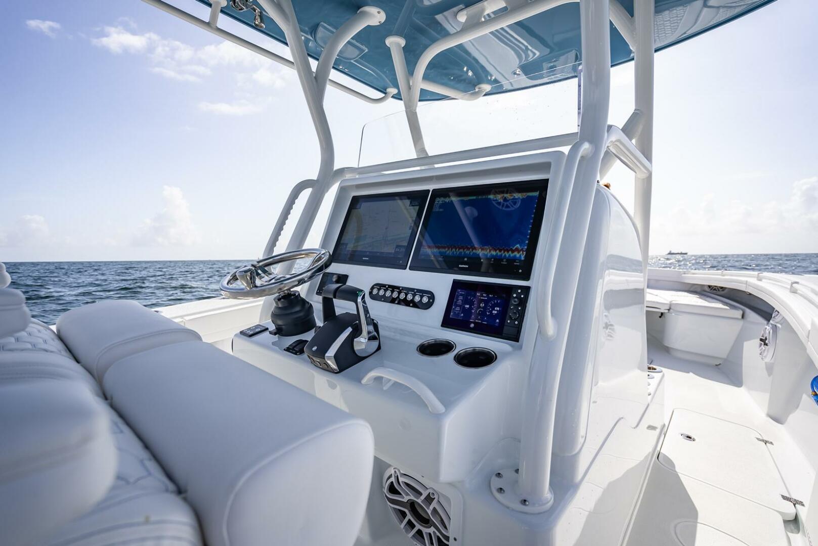 2025 Yellowfin 34 Offshore - photo 3