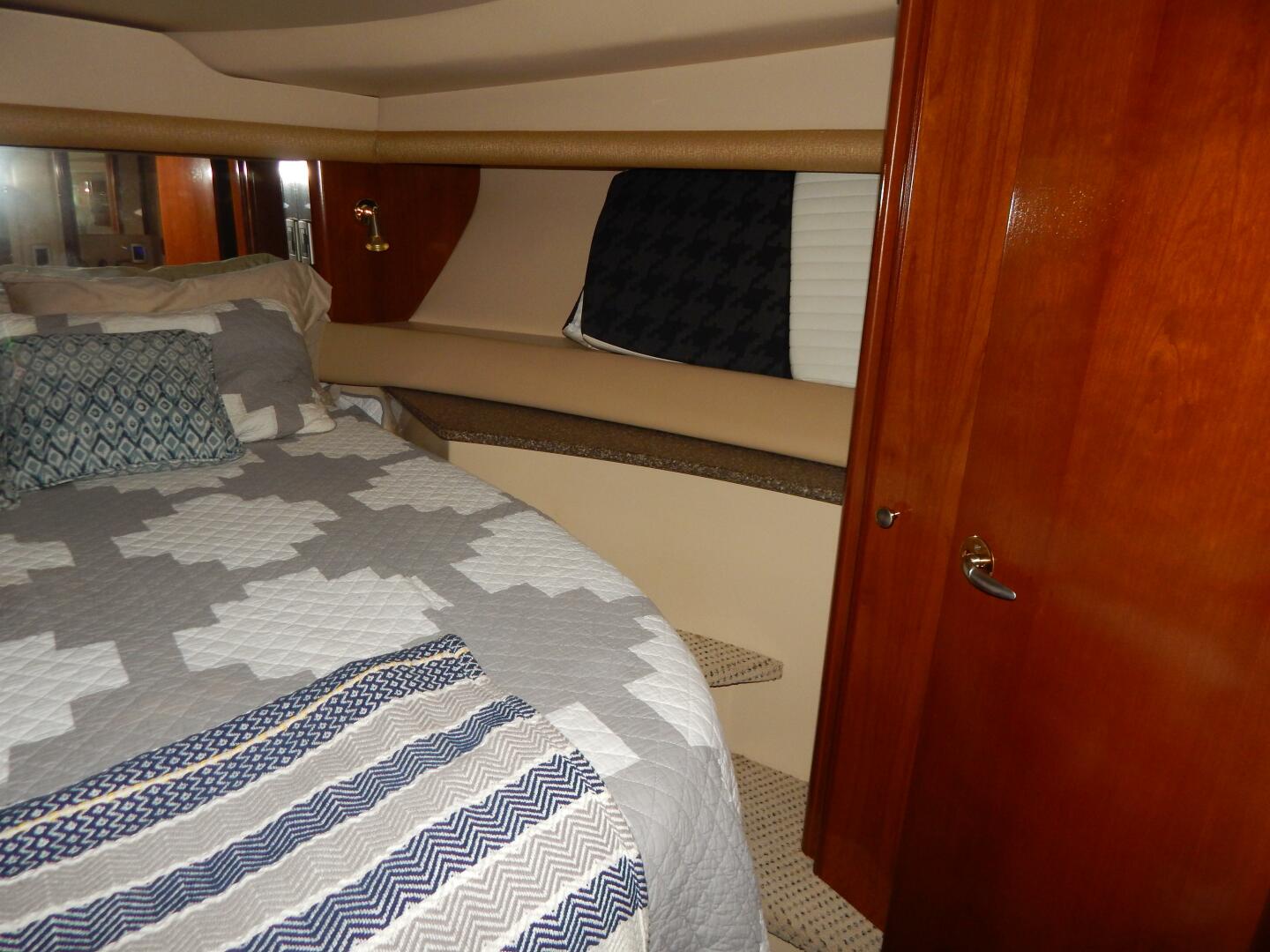 2005 Meridian 408 Motor Yacht "Still Chyl'n" - photo 3