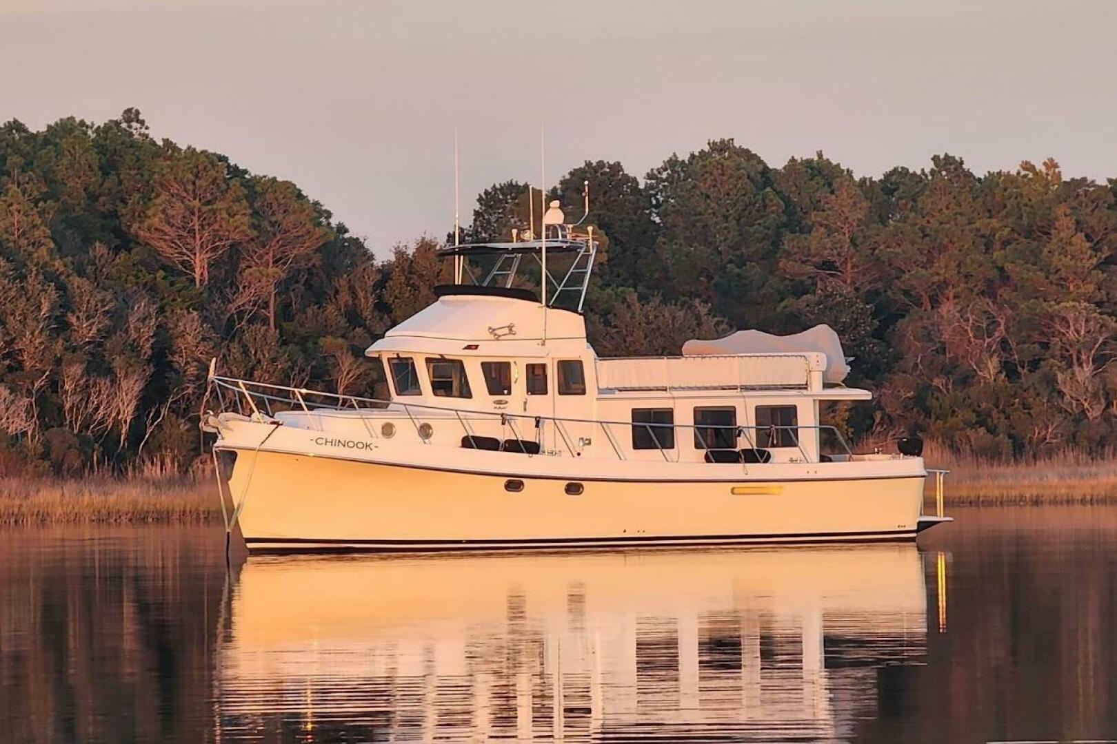 2010 American Tug 49 Limited "CHINOOK" - photo 3
