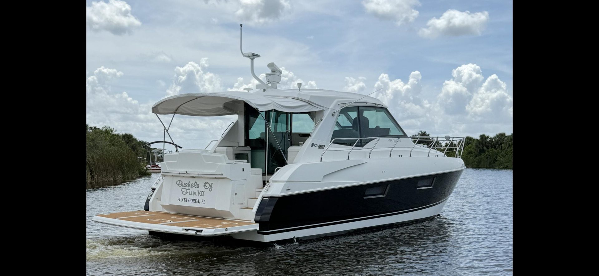 2012 Cruisers Yachts 48 Cantius "BUSHELS OF FUN VII" - photo 1