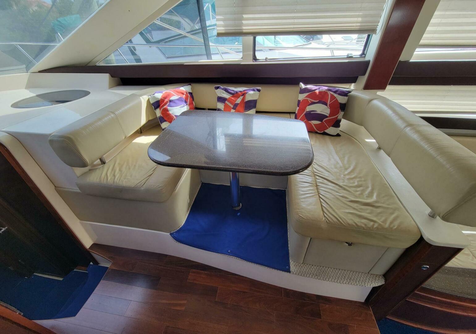 2011 Meridian 441 Sedan "AQUAHOLIC" - photo 2