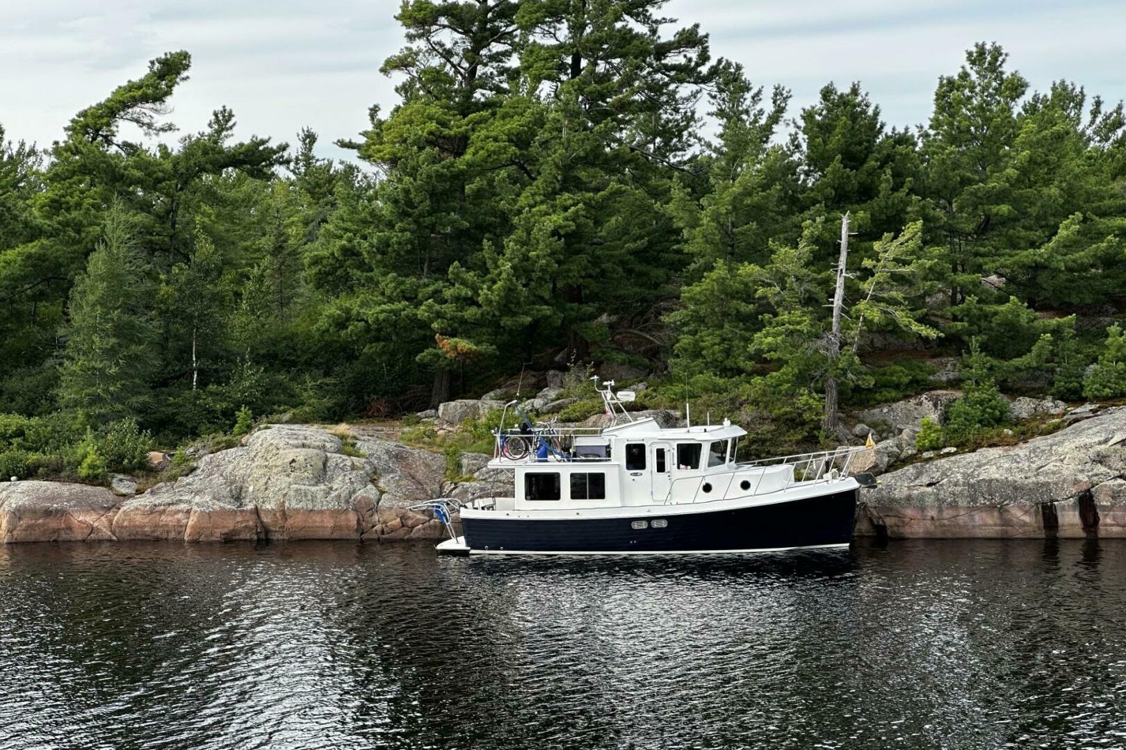 2005 American Tug 34 Pilothouse "KATIE B" - photo 1