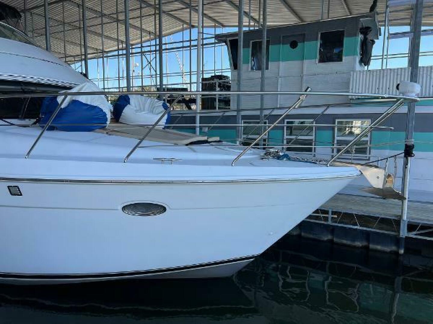 2001 Carver 450 Voyager Pilothouse "Lisa Rene" - photo 1
