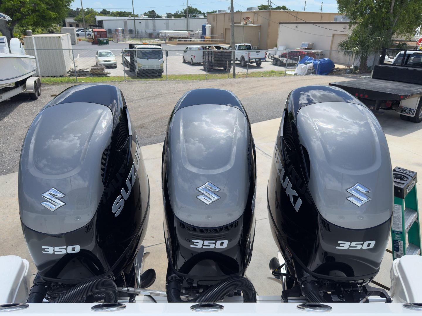 2016 Boston Whaler 350 Outrage "Boomer" - photo 3