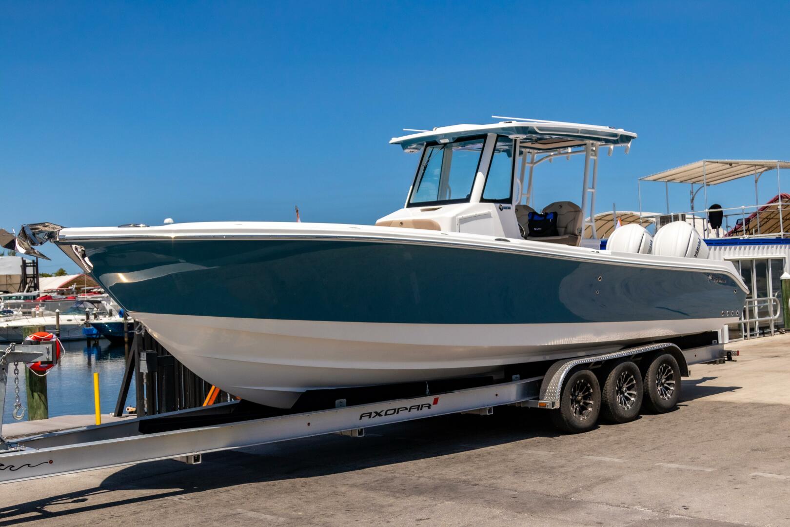 2025 Edgewater 325CC - photo 1