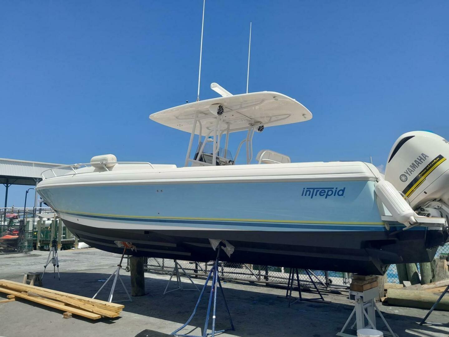 2008 Intrepid - photo 1