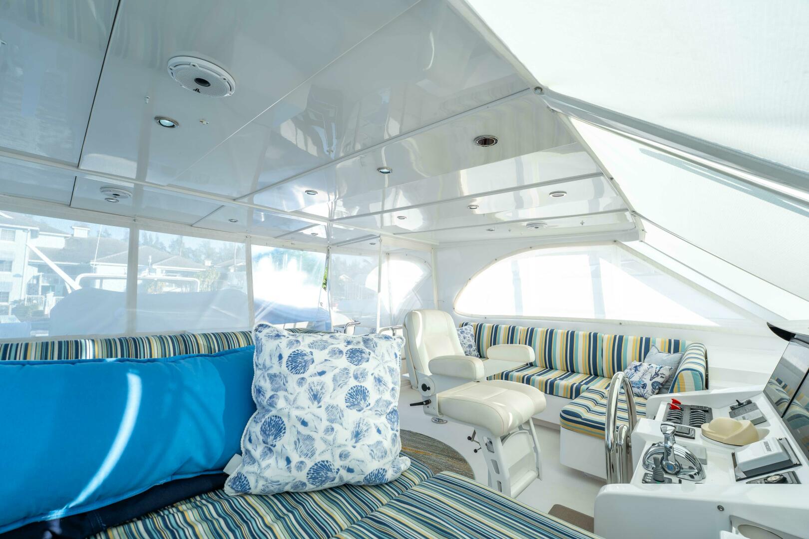 2016 Horizon PC52 "Sea Dreamz" - photo 2