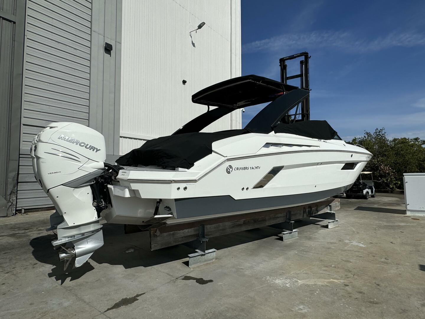 2019 Cruisers Yachts 338 "Pieseas" - photo 2