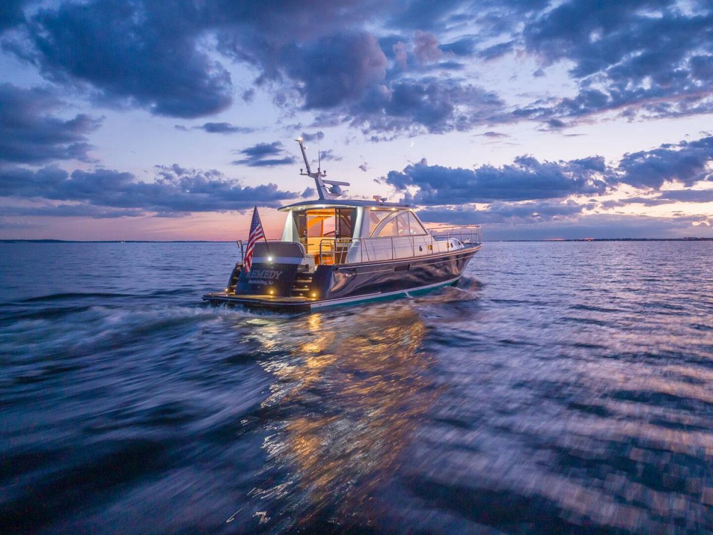 2014 Hunt Yachts "REMEDY" - photo 1