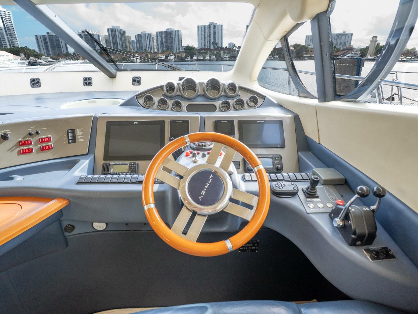 2008 Azimut 50 Flybridge "360" - photo 3