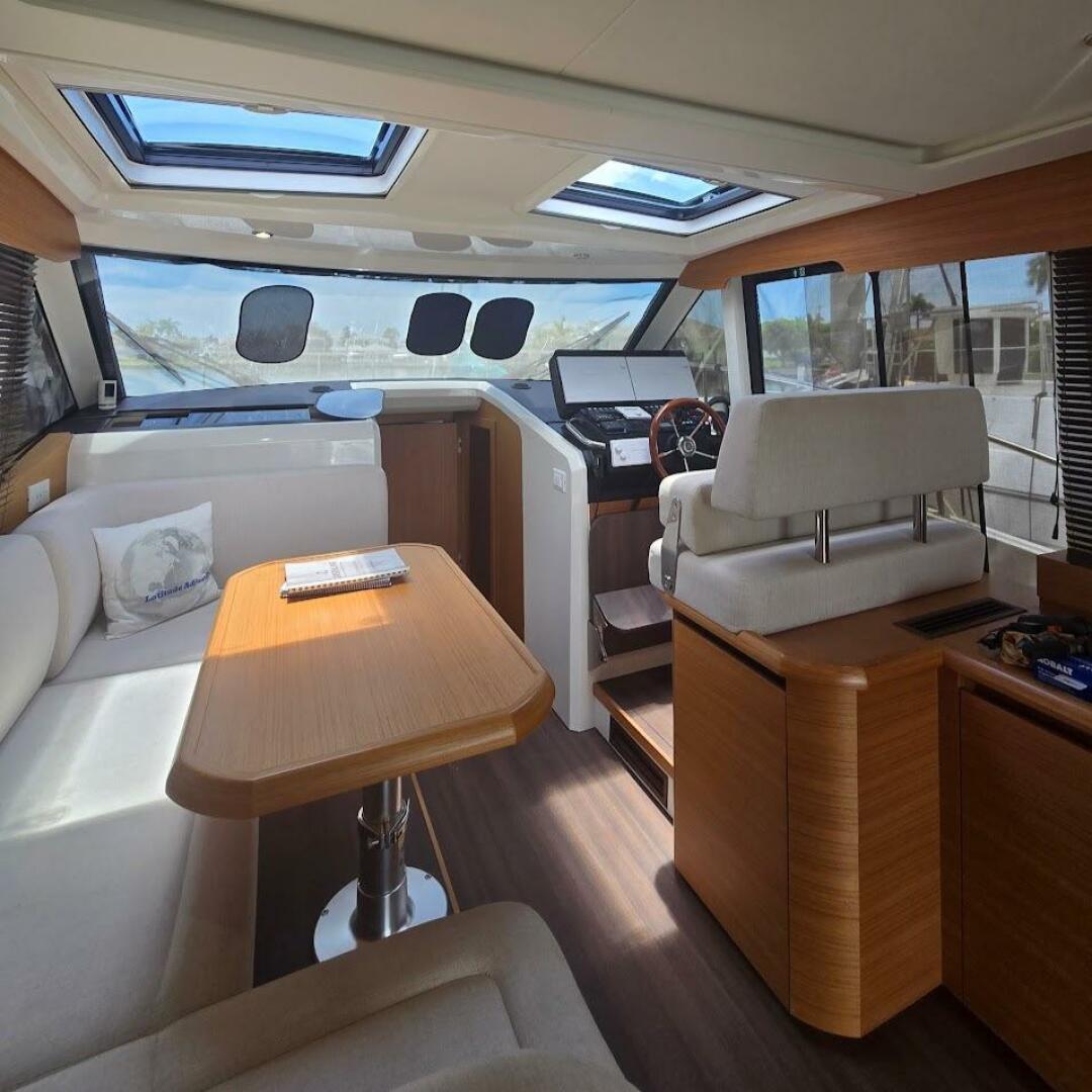 2022 Greenline 39 Hybrid "Latitude Adjustment" - photo 3