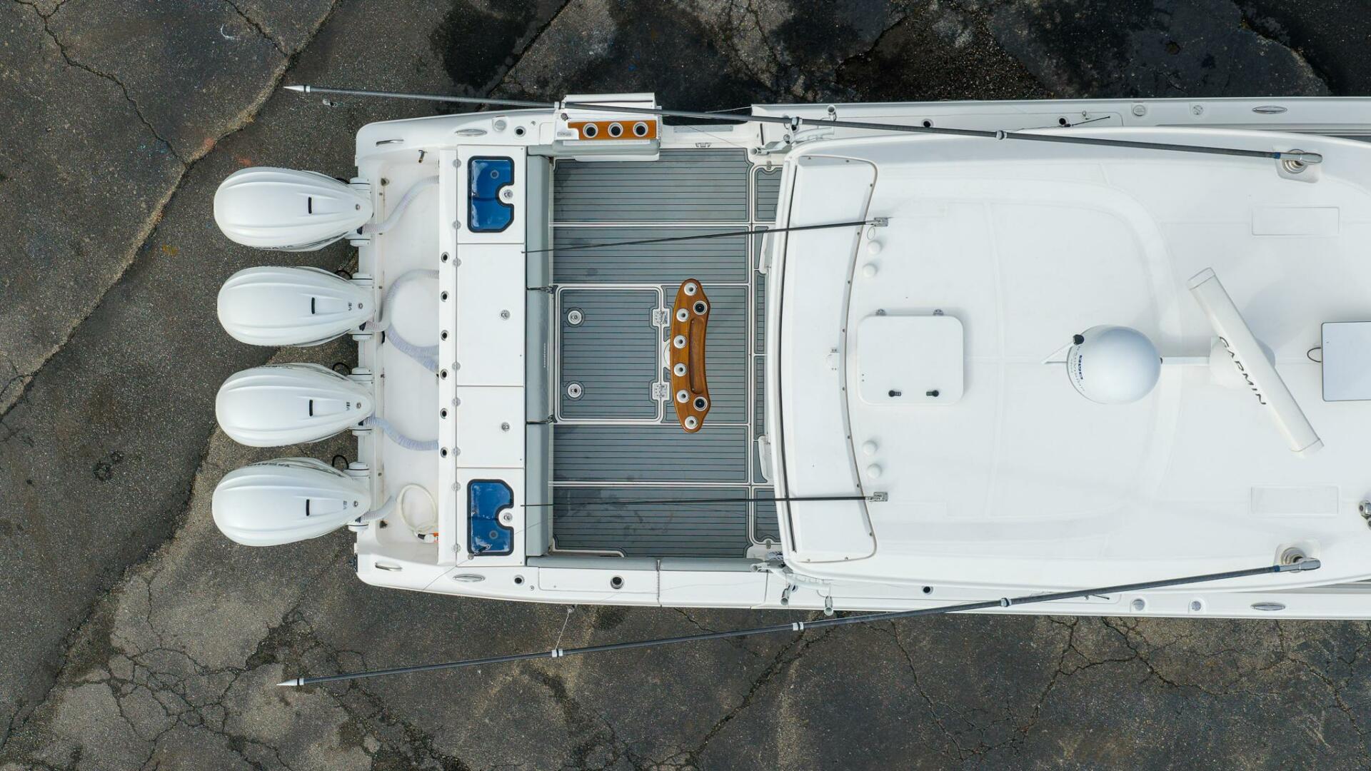 2023 Everglades 455 Center Console "Montrachet" - photo 3
