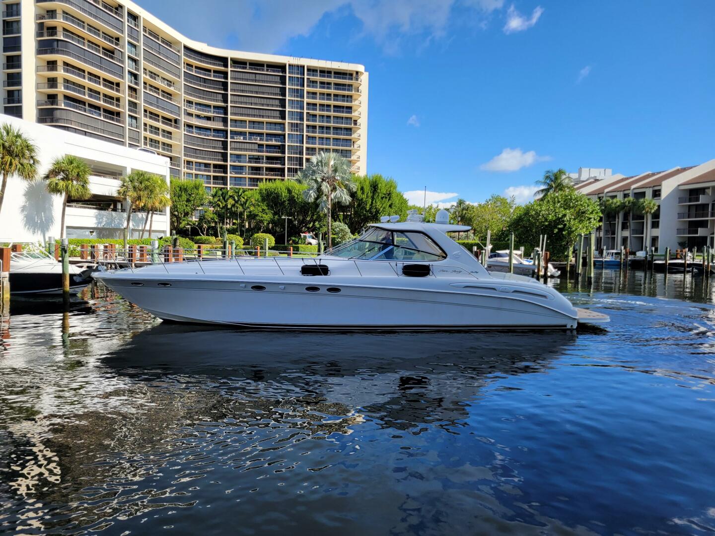 2000 Sea Ray 540 Sundancer "Bada Bing II" - photo 2