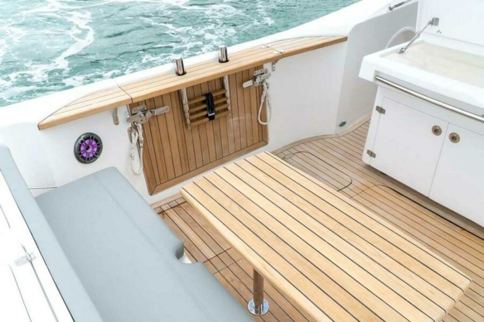 2025 Fishing Raptor 390 Solarium - photo 3