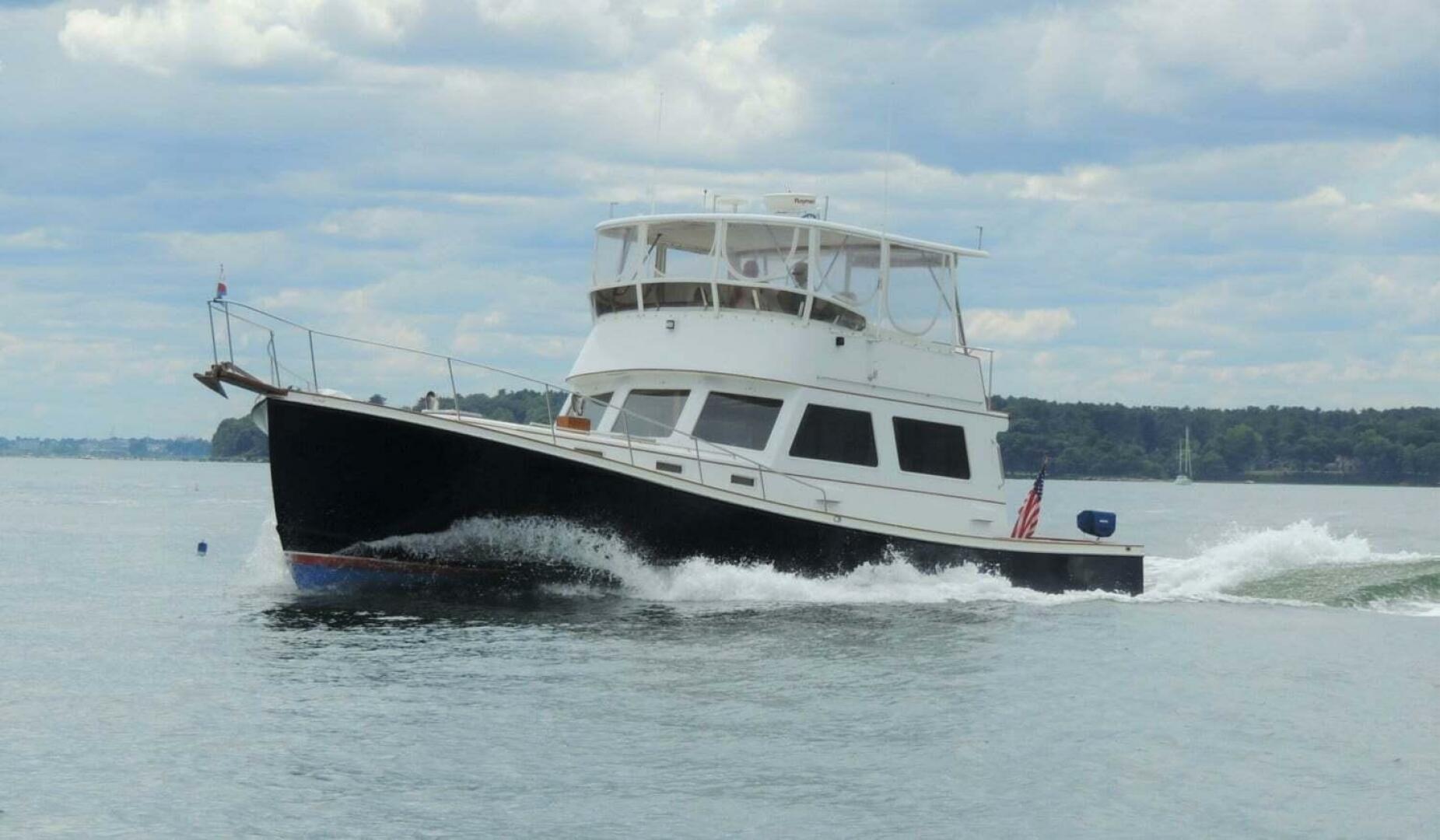 1987 Lyman-Morse Flybridge Cruiser "Bounder" - photo 1