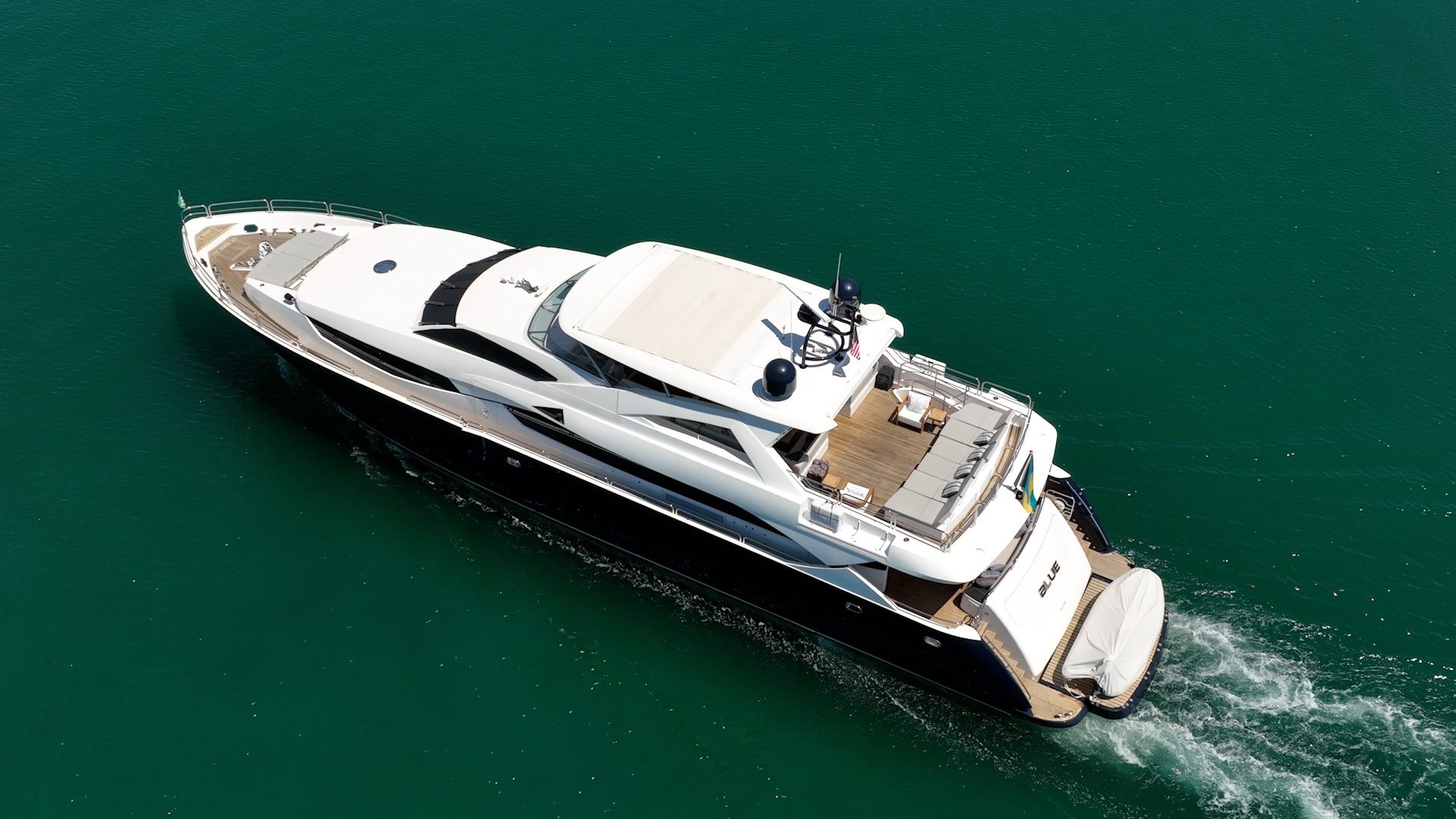 2010 Sunseeker 34 Metre Yacht "BLUE" - photo 2