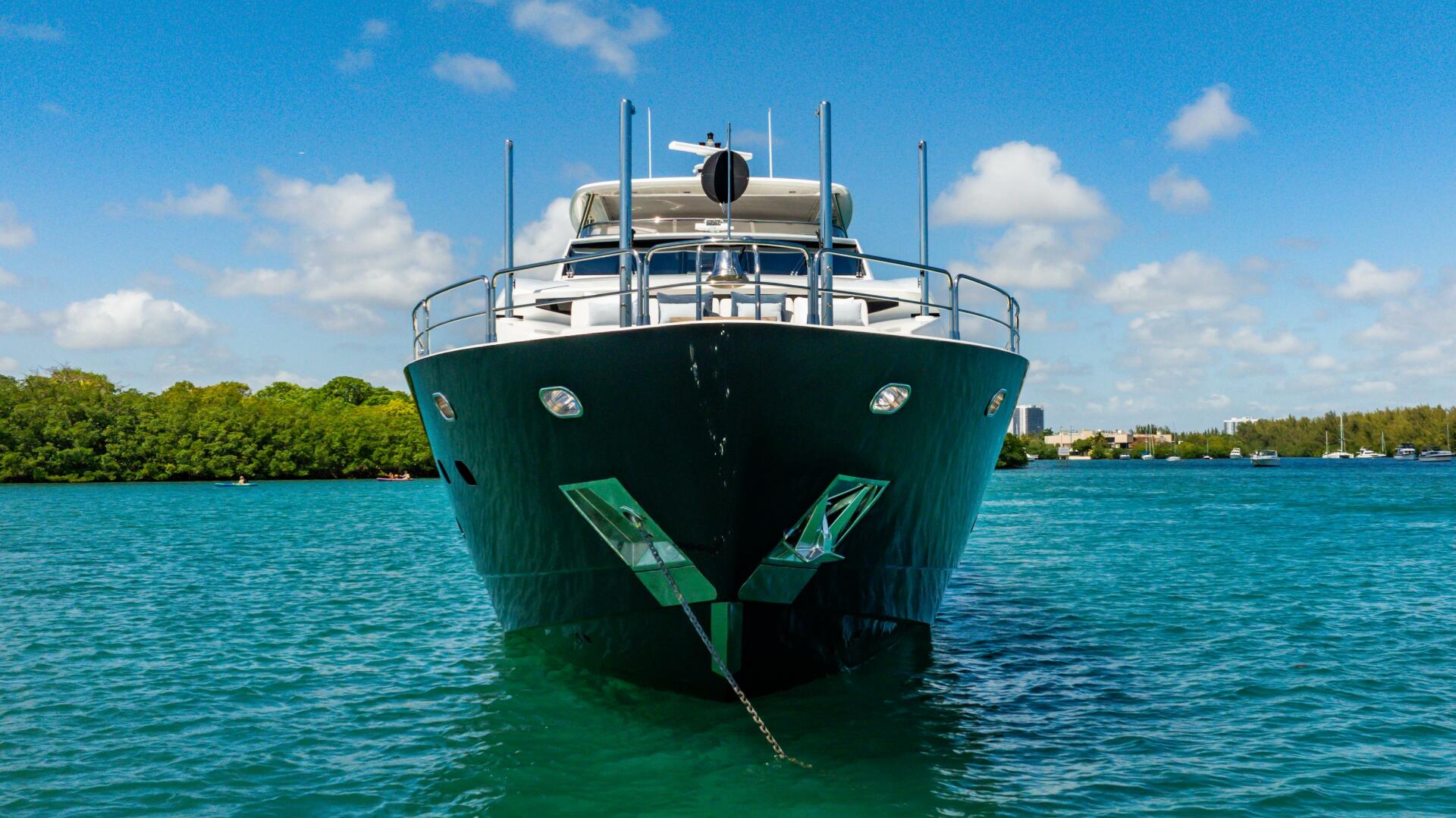 2011 Sunseeker 34 Metre Yacht "PRECIOSO" - photo 1