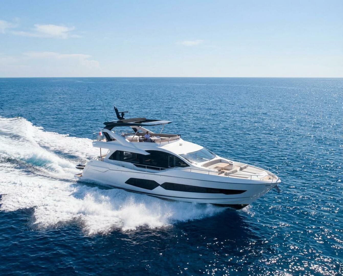 2024 Sunseeker 76 Yacht "Misty K" - photo 1