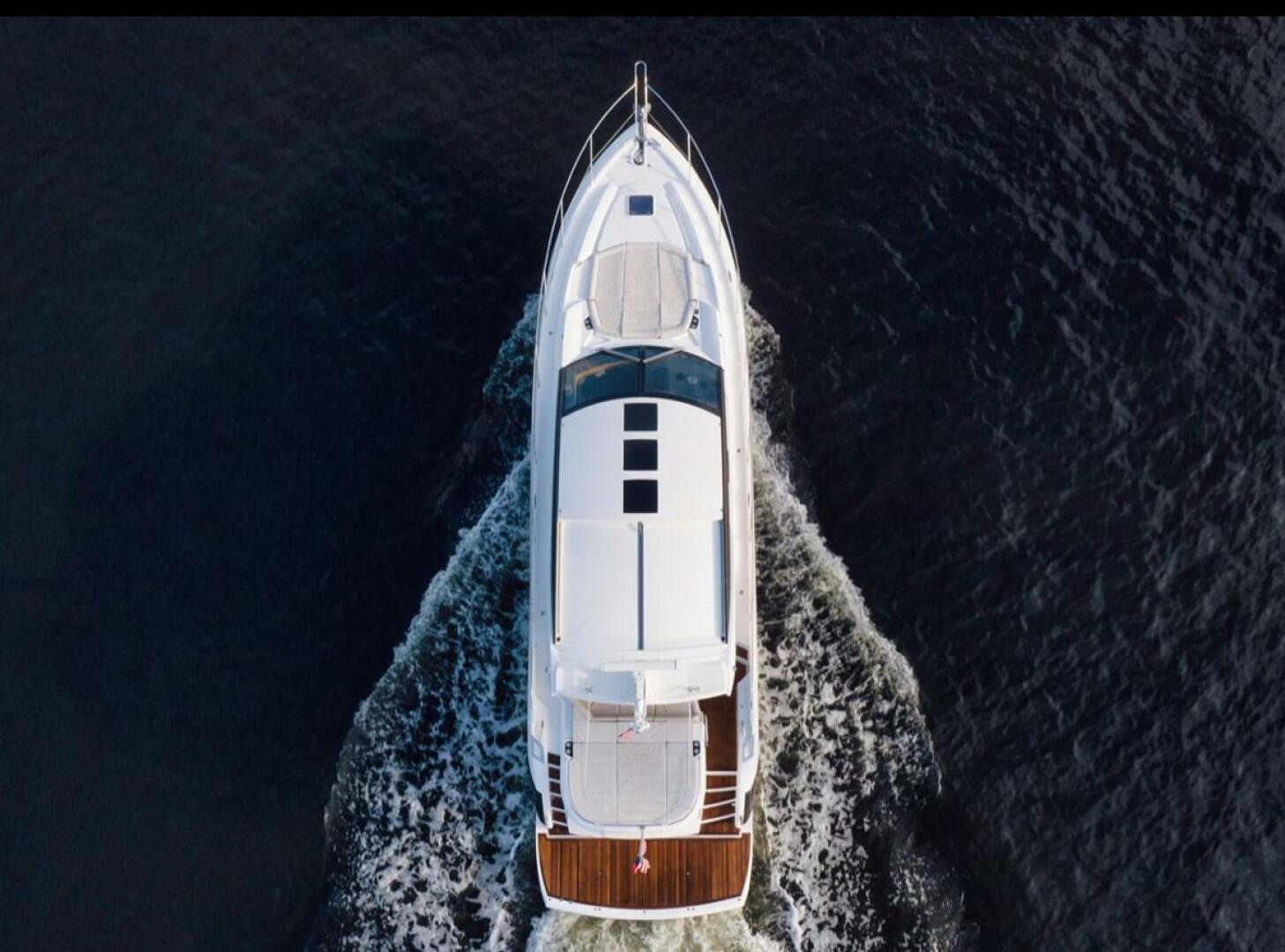 2017 Sunseeker Predator "57 2017 Sunseeker Predator Motor Yacht" - photo 2