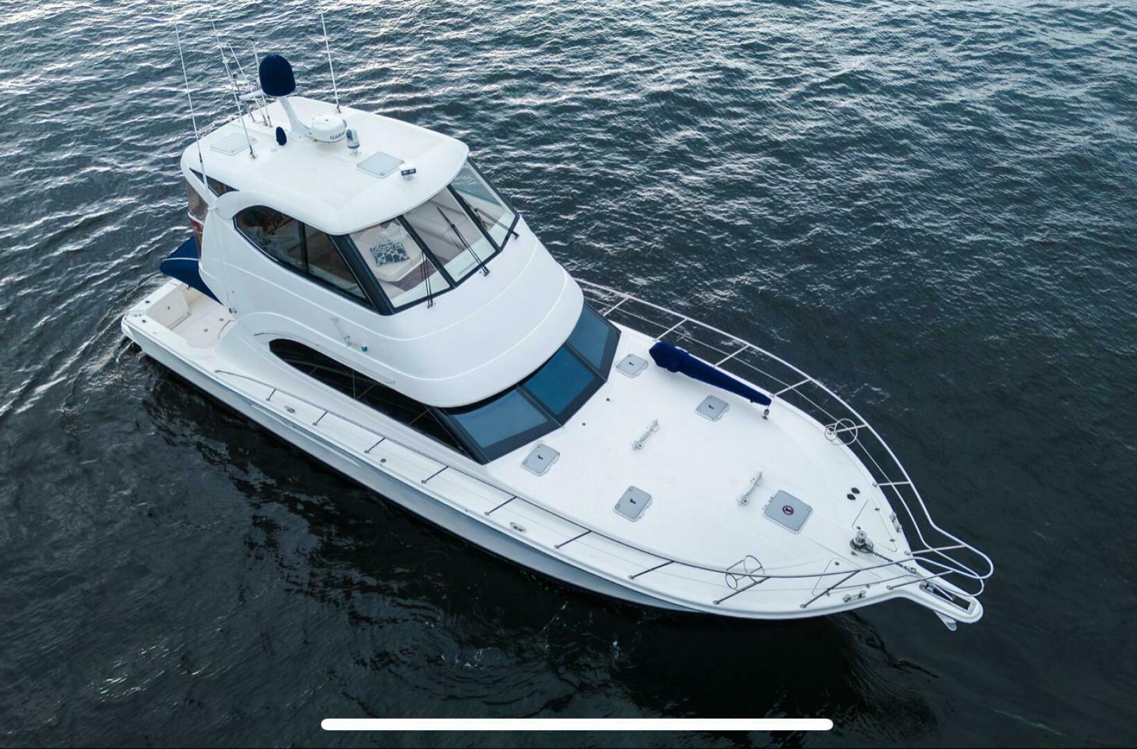 2009 Riviera 47 Enclosed Flybridge Series II "47 Riviera Enclosed Flybridge Series II / 2009" - photo 2