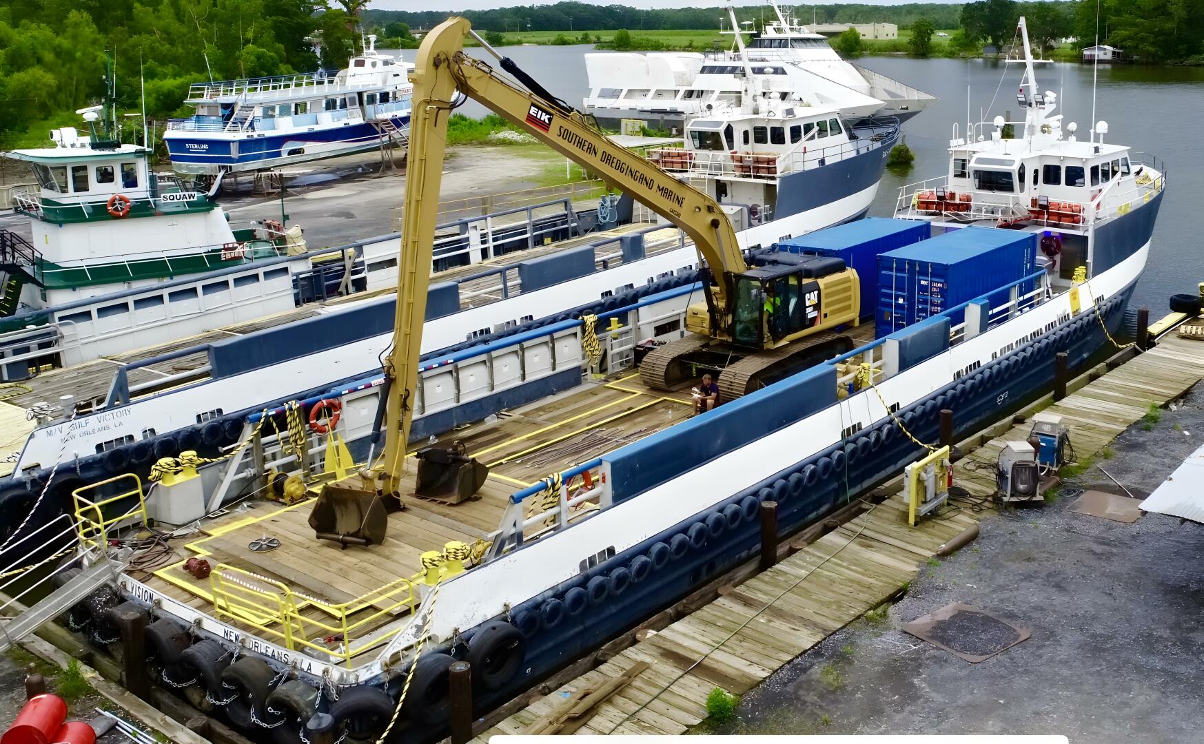 2002 Custom C & G Boat Works High Speed Supply Vessel "Custom C & G Boat Works High Speed Supply Vessel" - photo 2