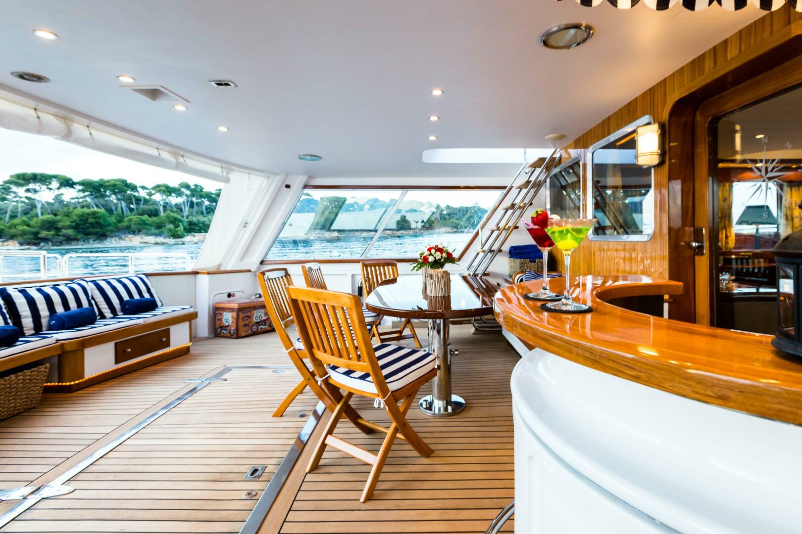 1983 Benetti "STAR OF THE SEA" - photo 1
