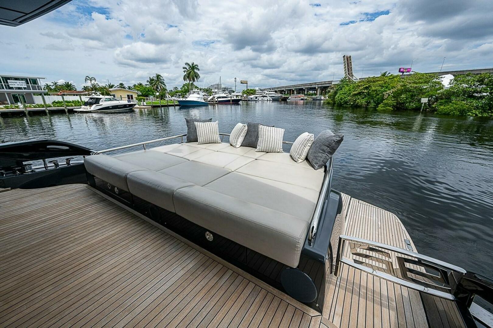 2014 Pershing Pershing 92 "COAL BLOODED" - photo 2