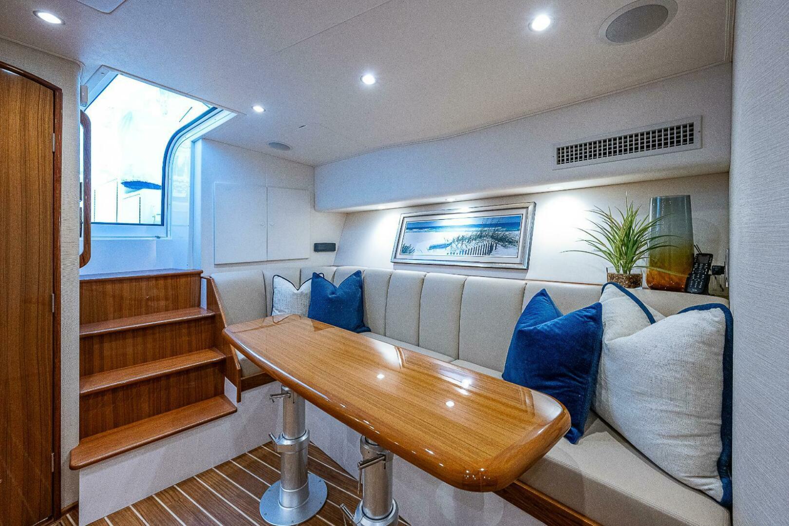 2021 Viking 44 Open "FREEDOM" - photo 2