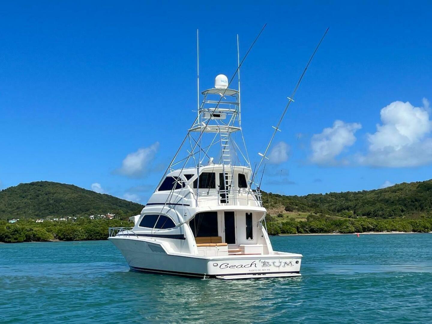 2004 Bertram 67 "Beach Bum" - photo 3